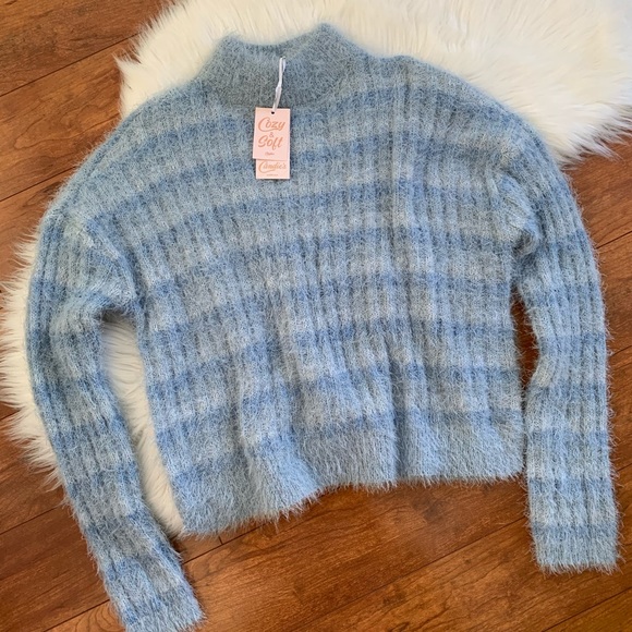 NWT•Candie's Cozy & Soft Mock Neck Pullover Crop Sweater in Blue Stripe-Size L - Picture 2 of 10